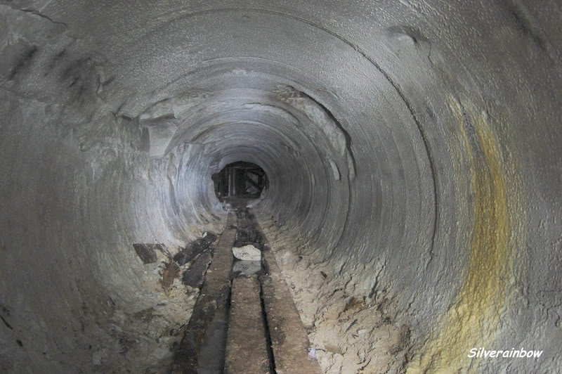 1880Tunnel005.jpg