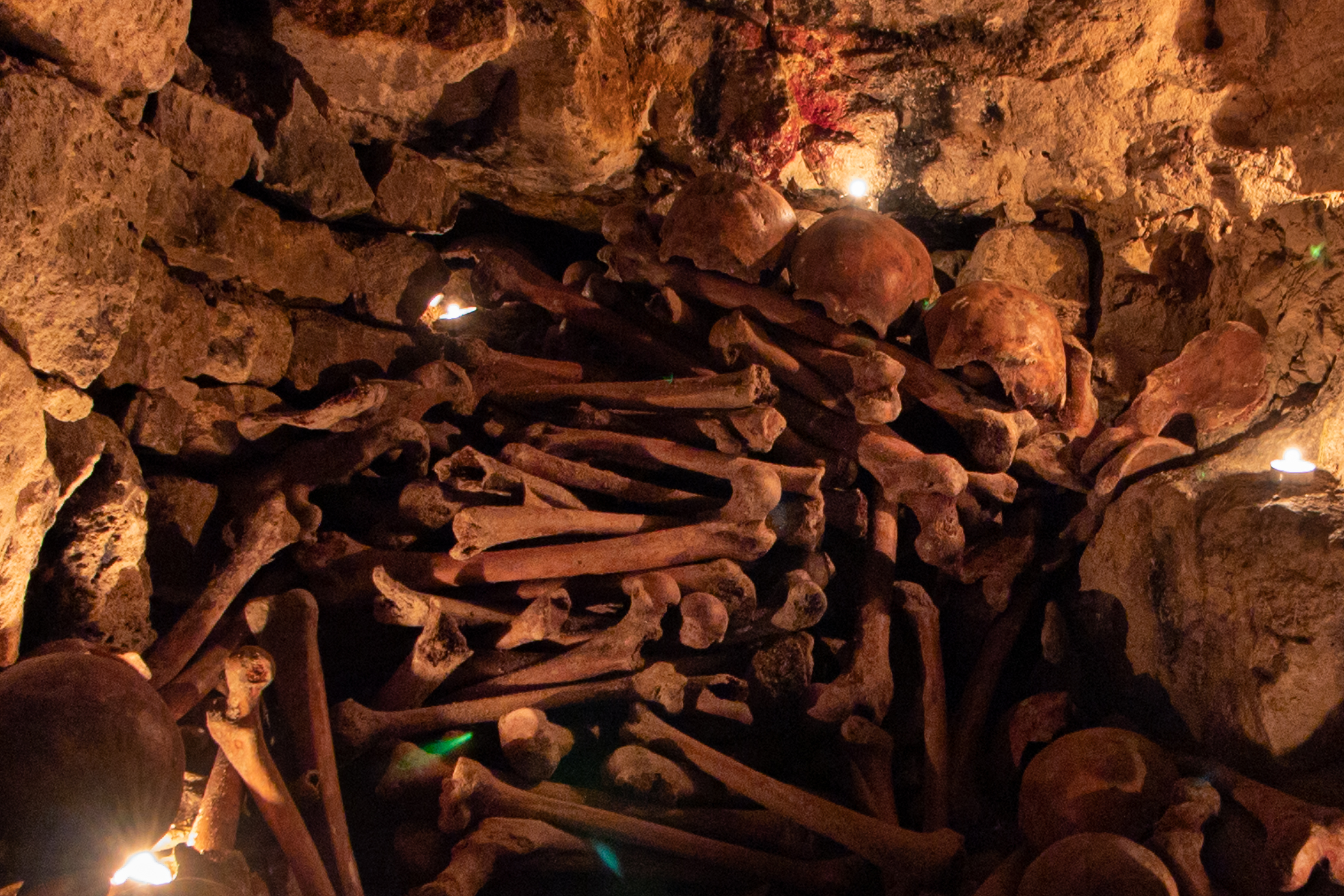 catacombs 4.jpg
