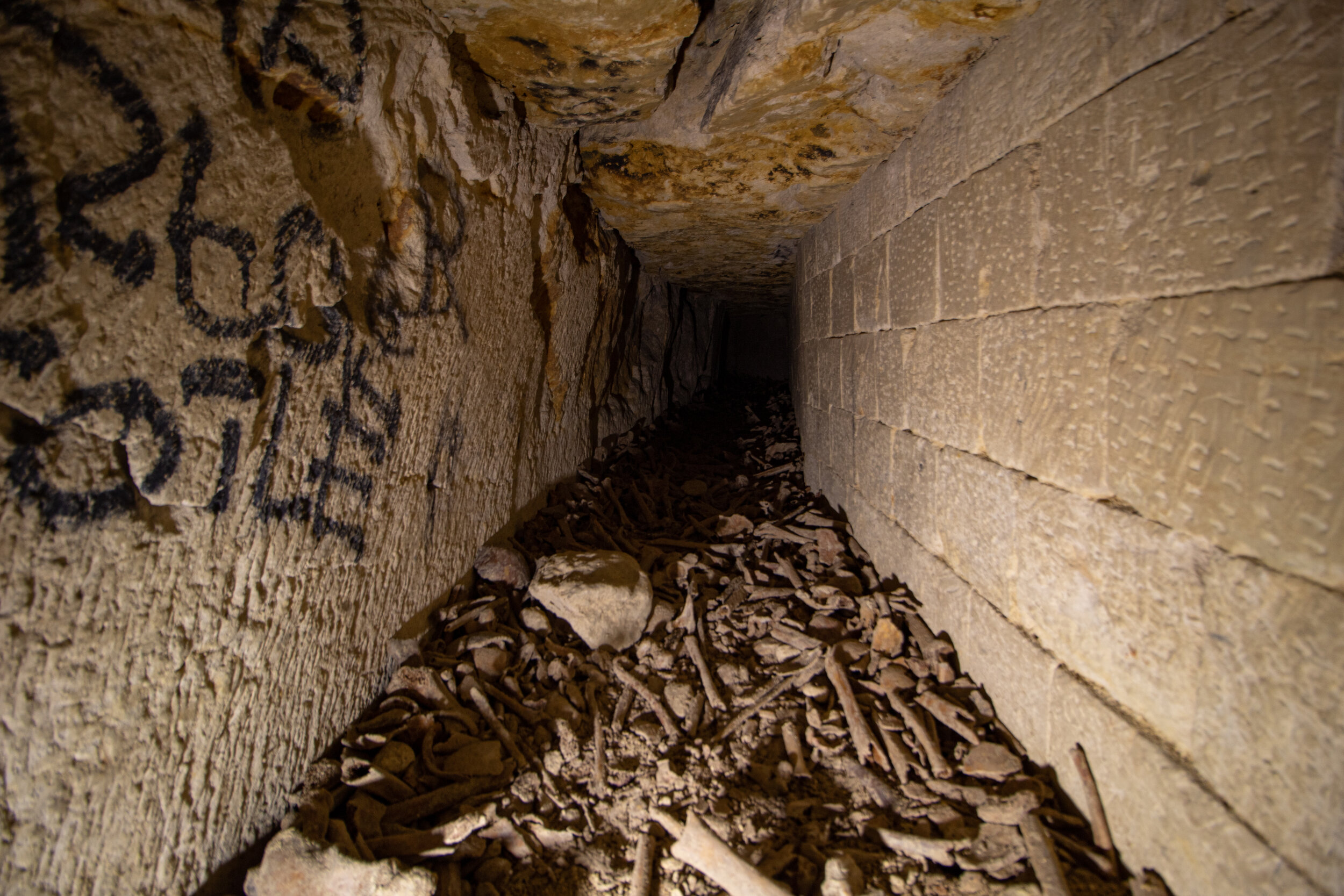 catacombs 5.jpg