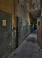 IMG_0293_5_6_7_tonemapped copy.jpg